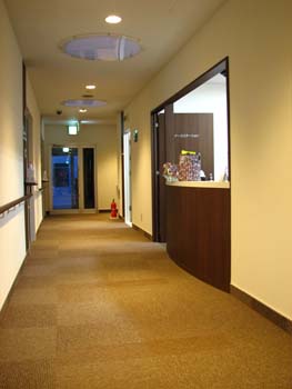 �s�D�O���E���ɕ���