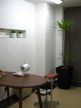 �s�D�O���E���ɕ���