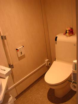 �s�D�O���E���ɕ���