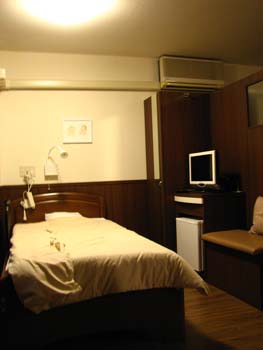 �s�D�O���E���ɕ���