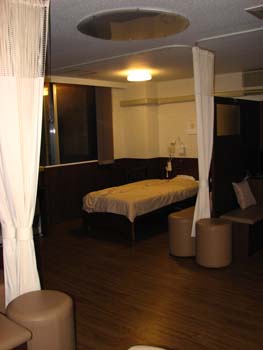 �s�D�O���E���ɕ���